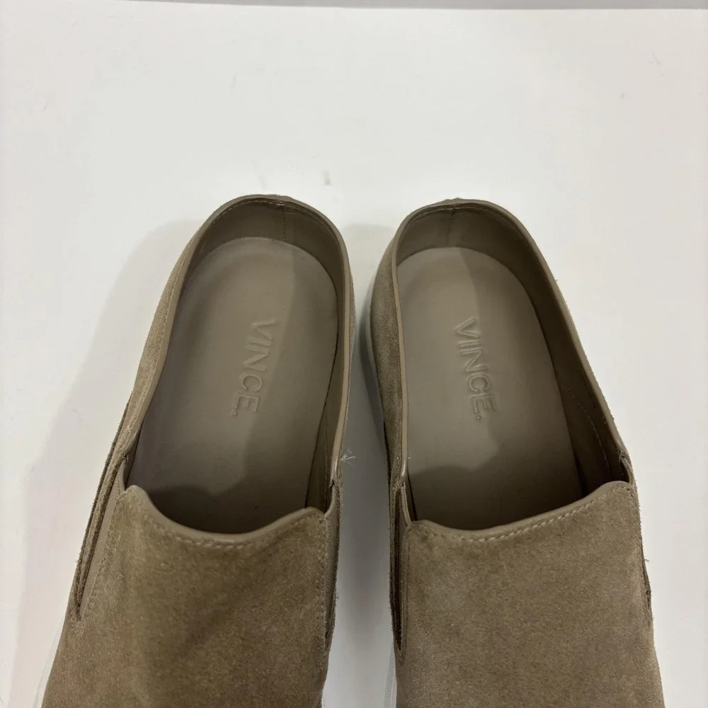 Vince Slip On Suede Leather Shoes Womens‎ Size 8 38 Beige Casual Flats Sneakers